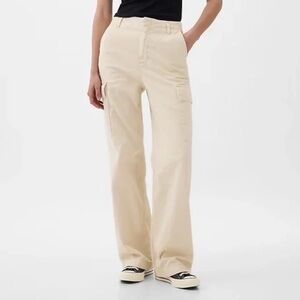 Gap Loose Cargo Khaki light cream size 00